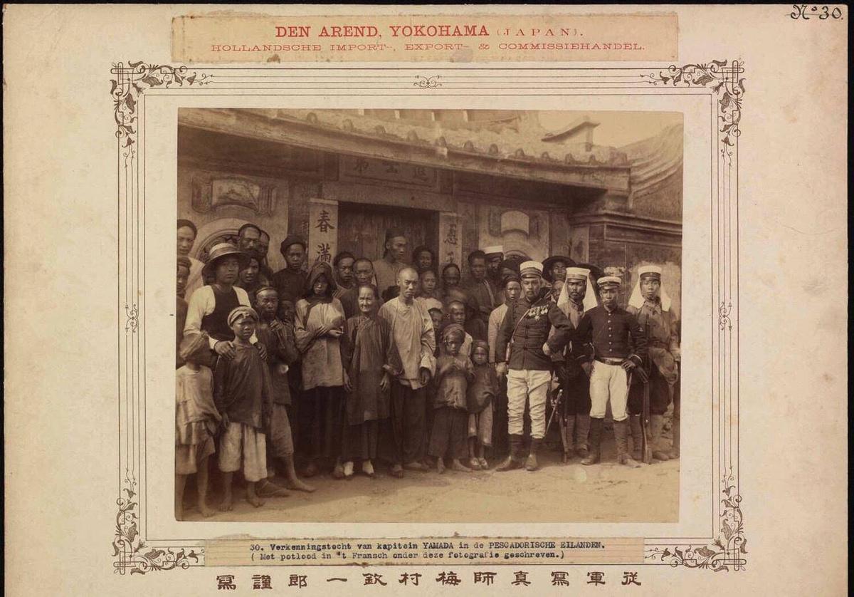 变态的纳粹德国，*光脱**犹太人女人衣服，集体*杀屠**!2