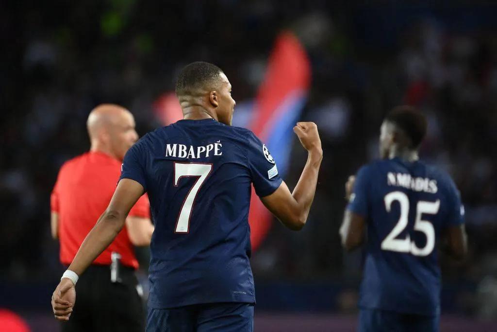 欧冠最新赛况巴黎阵容,欧冠巴萨巴黎次回合解析最新