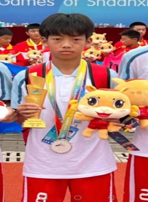 瑗垮捀鏂板尯娌ｈタ鏂板煄鍚嶆牎,瑗垮畨瀛﹀瓙杩斾埂