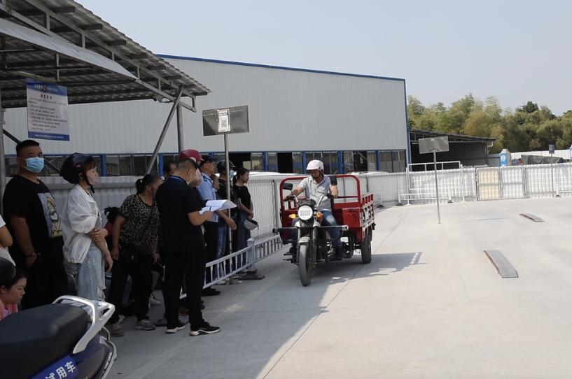 如何申请报考电动车摩托车驾照,60以上老人能考电动摩托驾照吗