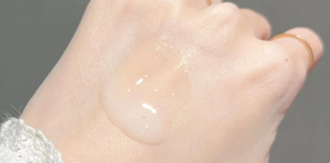 精华不是越贵越好，这5款“国货精华”便宜好用，效果不比大牌差