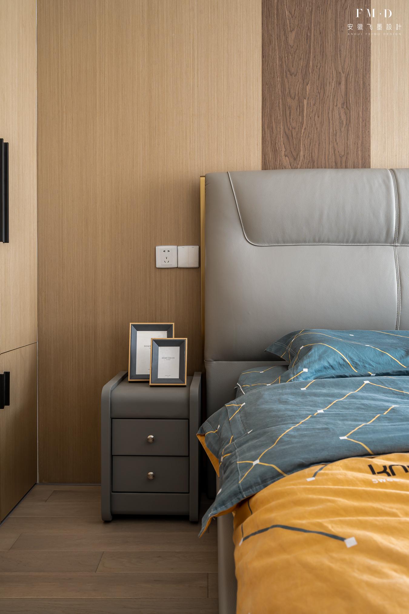 开间4米做满墙和不做满墙的区别,客厅开间2.5米适不适合做满墙