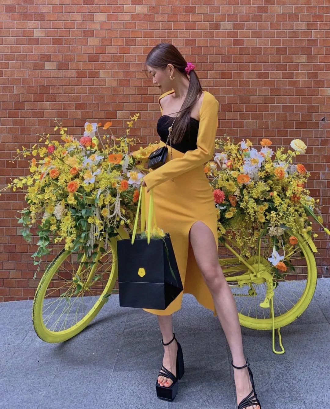 夏天黄黑皮穿搭技巧,黄黑皮夏天穿衣技巧