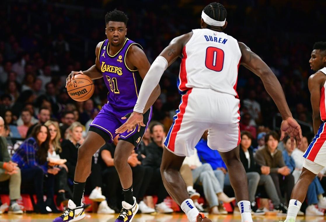 官宣湖人连签2人詹眉组合,詹眉受伤湖人众将谁来带领球队