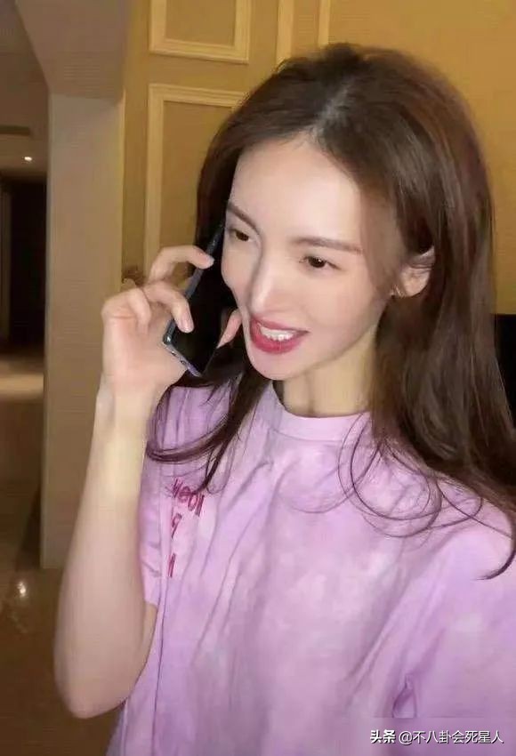 假头发假鼻子,假头发和假肚皮