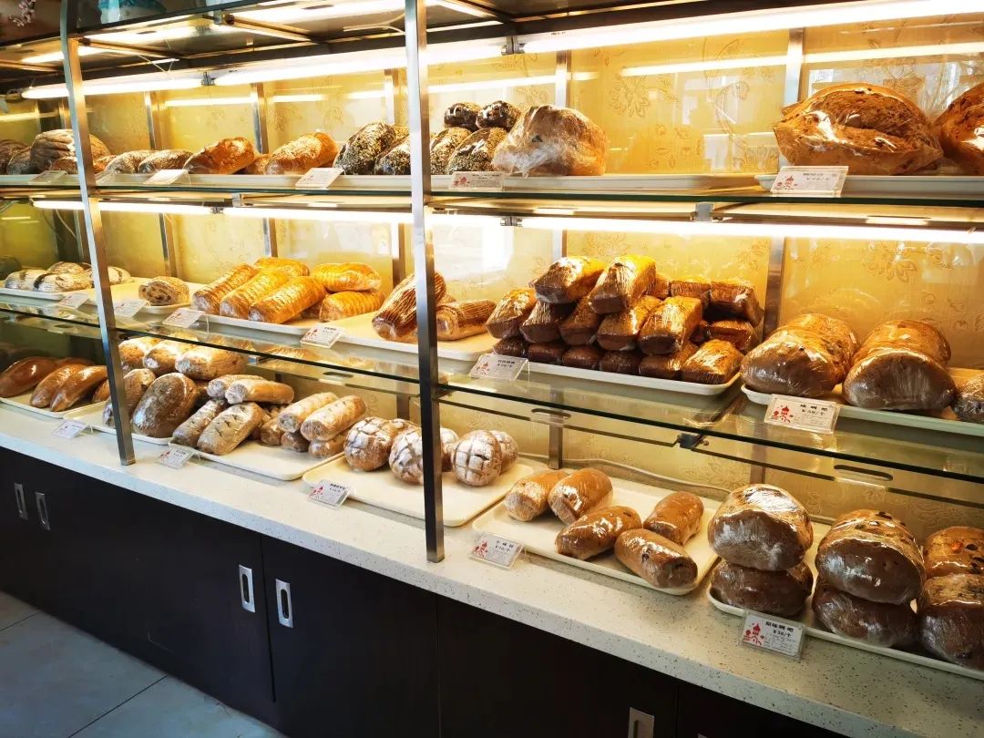 莫斯科餐厅面包坊测评,莫斯科餐厅面包坊香果布丁