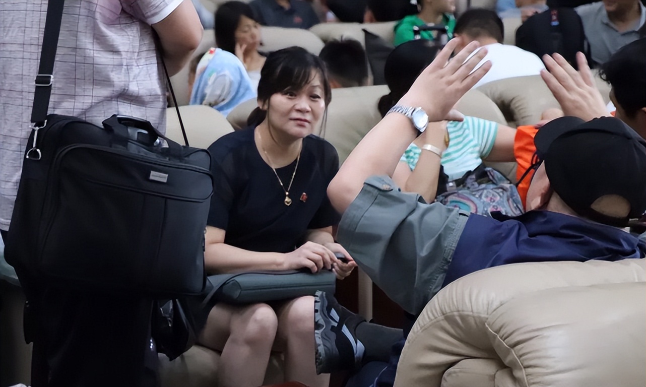 朝鲜观察，朝鲜人出国喜欢买什么东西？