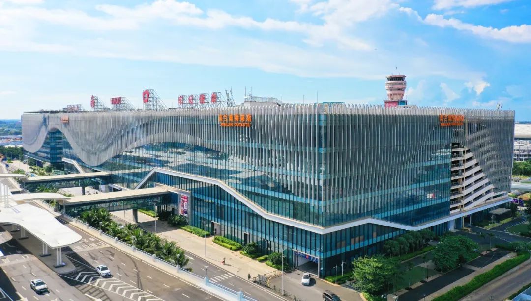 看周杰伦演唱会重磅宠粉福利把“海口礼物”带回家！