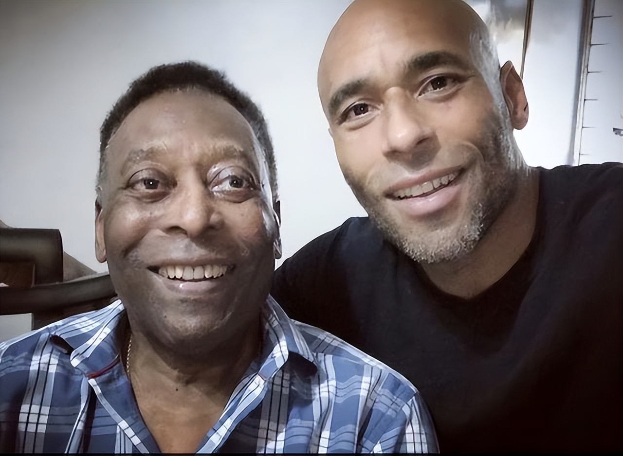 球王贝利哭泣,贝利吸毒事件