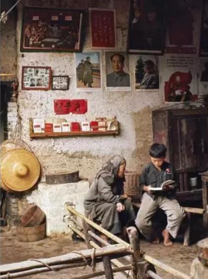 女子为活命，脱下衣服让日本人拍摄，被*辱侮**致死,2