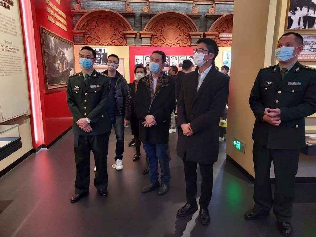 霍启山出席会议,霍启山出席发布会