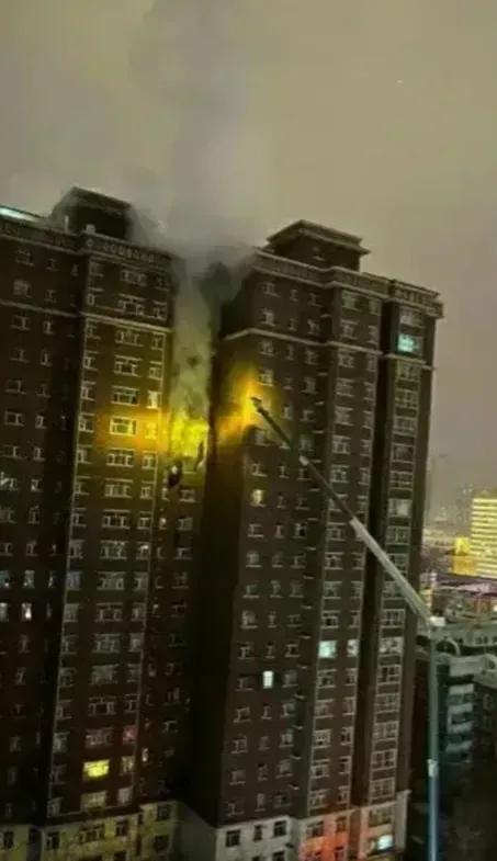 乌鲁木齐高层起火,乌鲁木齐高层起火原因