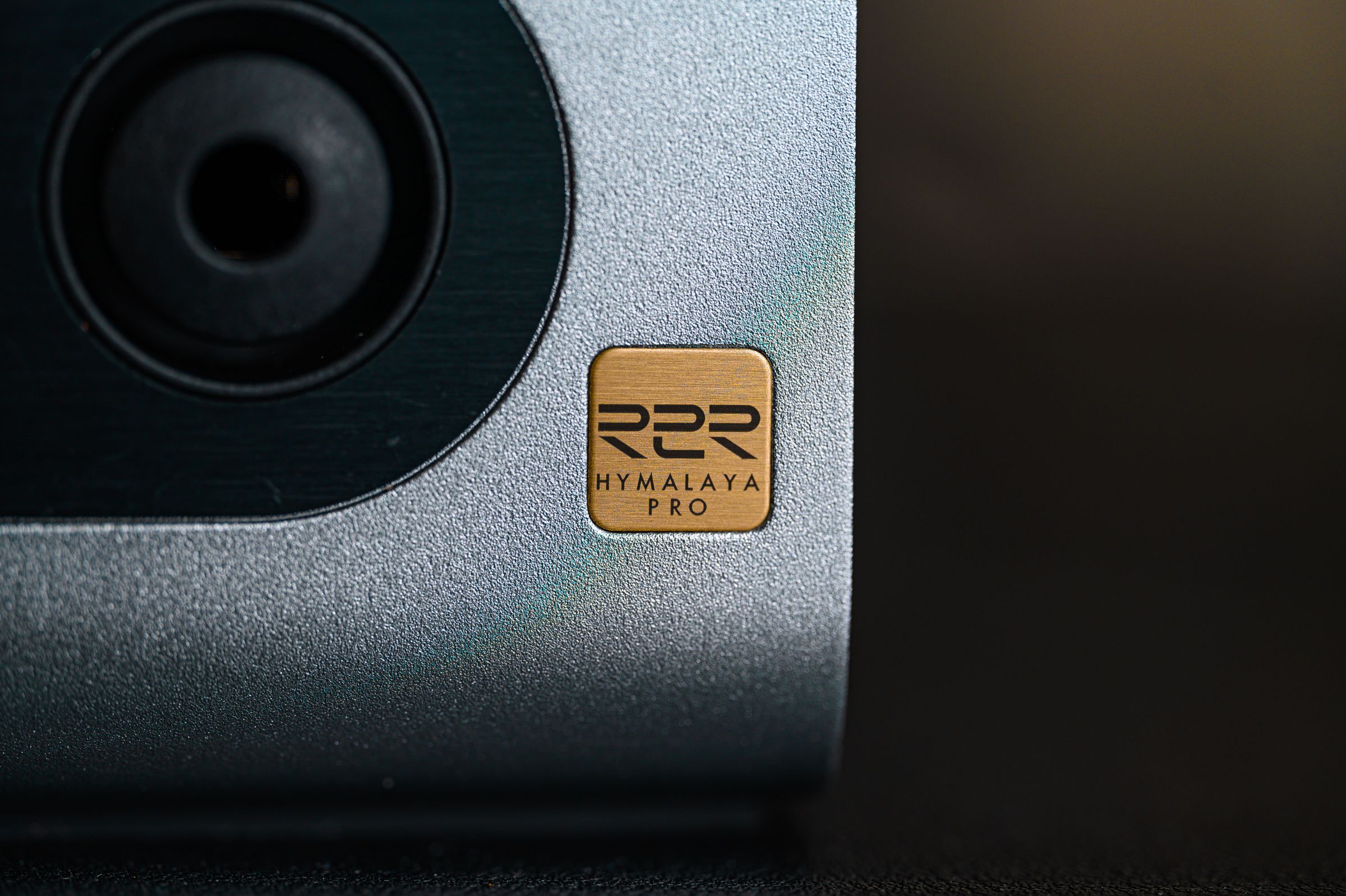 精悍如流星纯粹如清泉——简评HIFIMAN立式解码耳放一体机EF600