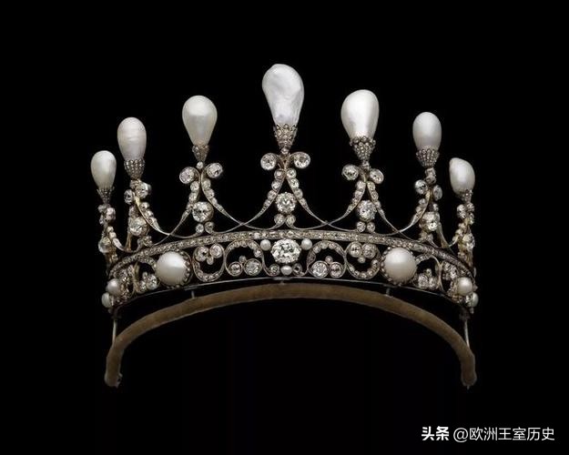 带你看遍世界顶级珠宝,珠宝篇带你云看贵族们的钻石王冠