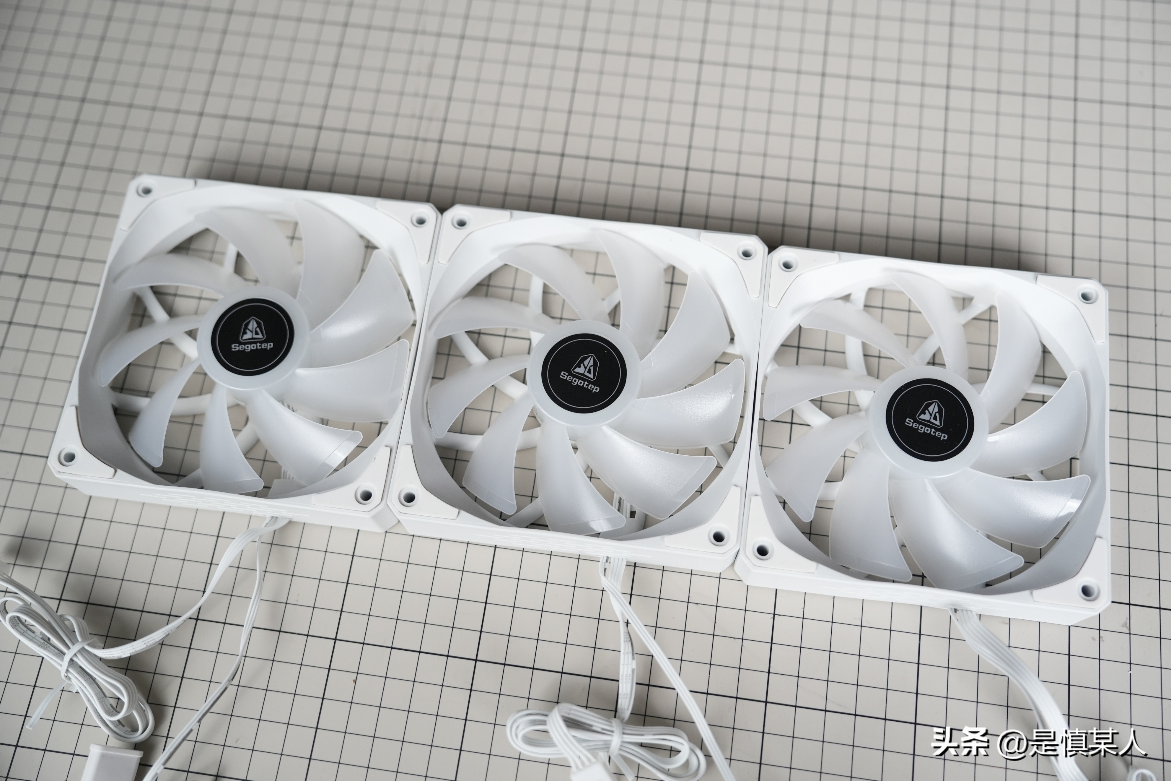 鑫谷昆仑御风机箱评测,鑫谷冰霜360argb冰山版水冷