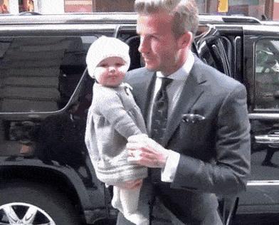 贝克汉姆现今共有几个孩子,贝克汉姆小七长残