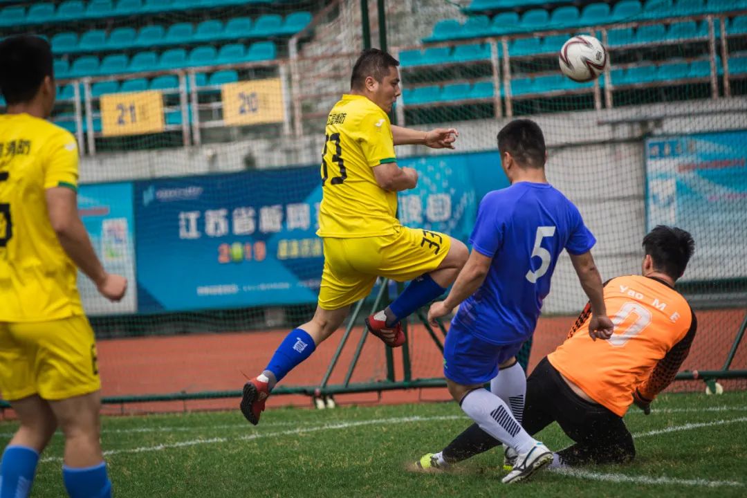 “蓝”骋绿茵“足”够精彩｜南京消防2023年“火焰蓝杯”五人制足球赛圆满落幕
