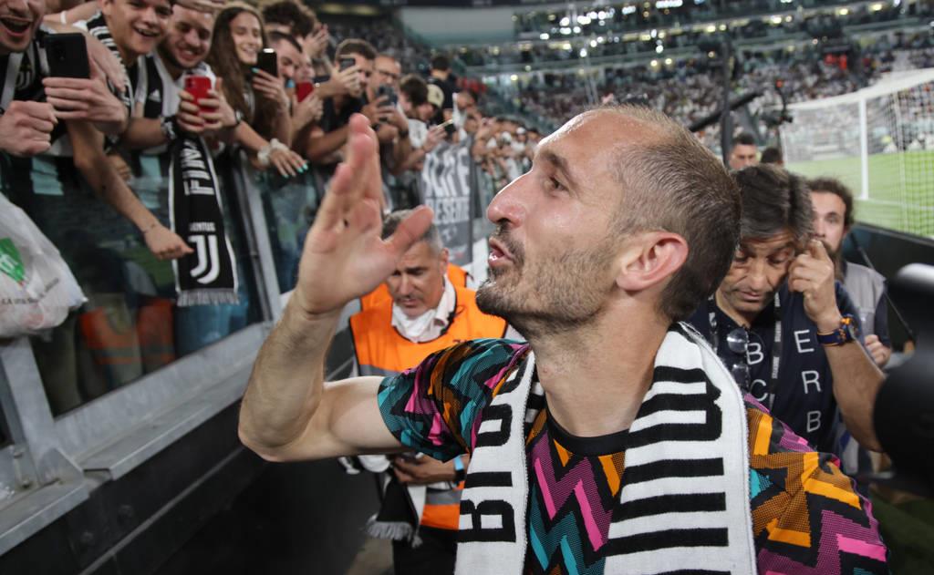 博努奇和基耶利尼退役,基耶利尼履历