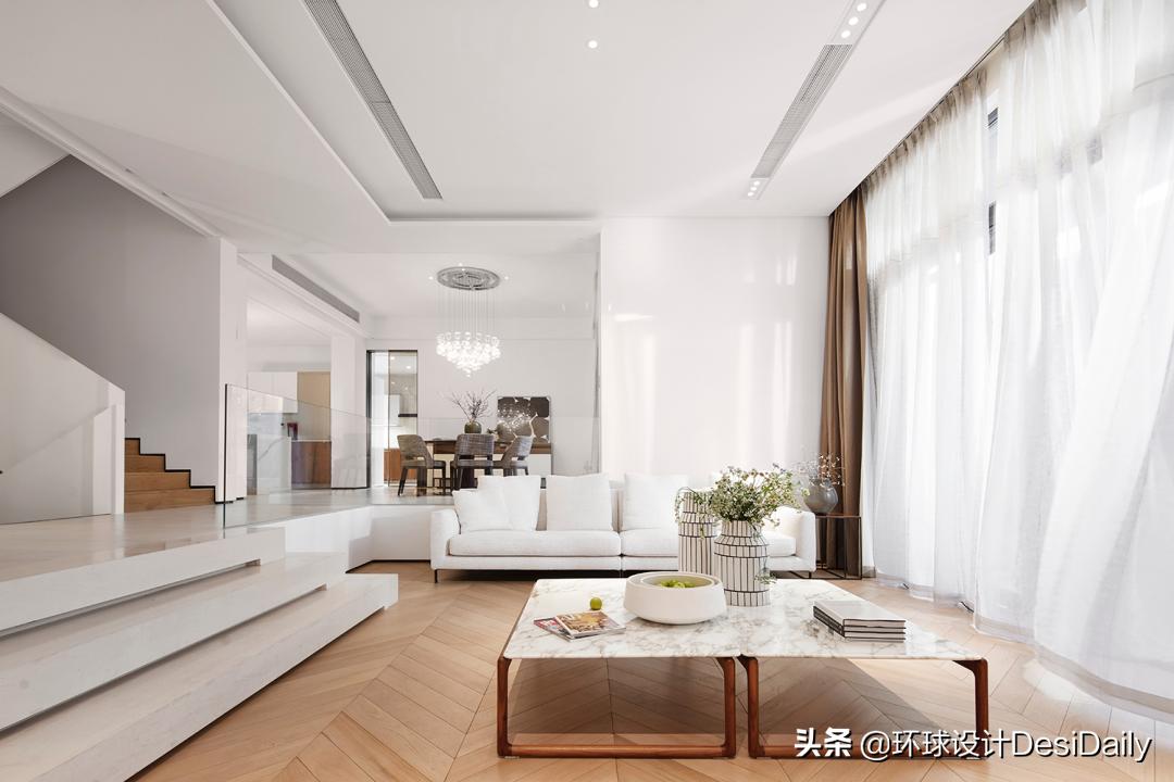 鍙ゆ湪瀛愭湀,鍙ゆ湪瀛愭湀浣滃搧