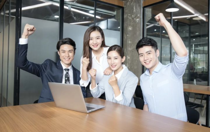 领导跳槽想带我走我该怎么办,领导跳槽想带我走我该怎么拒绝