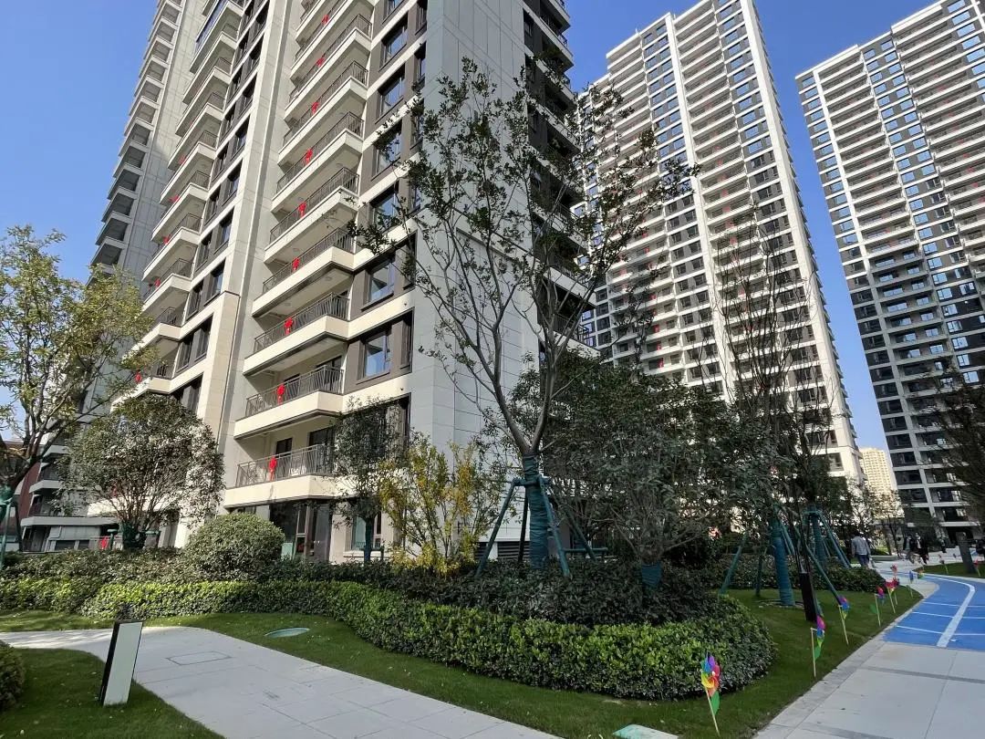 验房金地如期交付,金地2025年交房靠谱吗