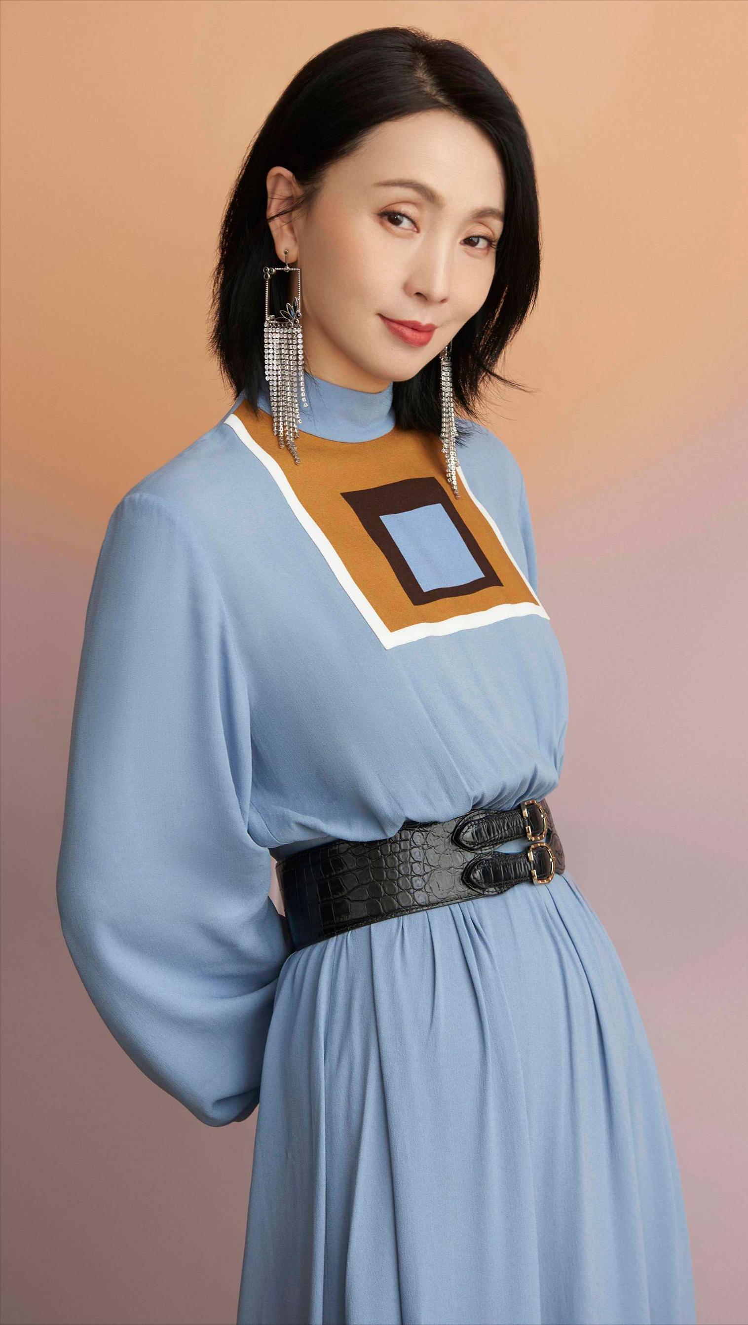 离开美颜和滤镜的明星,张庭和陶虹同拍的明星脸