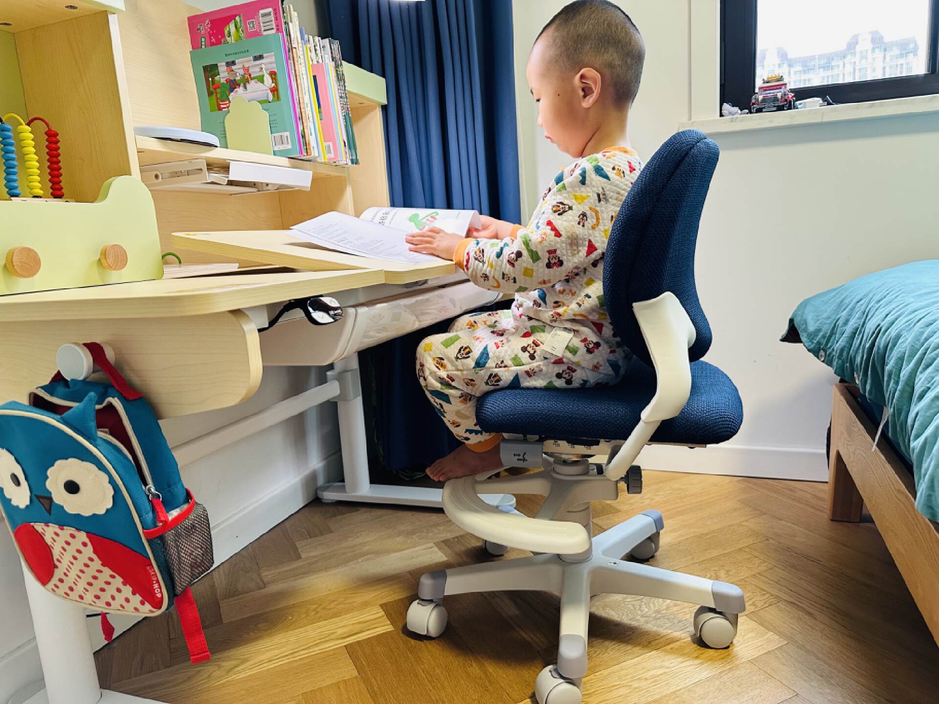 冈村儿童学习椅天津,小孩大人都可以用的学习椅