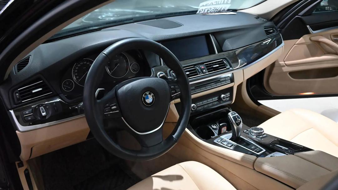 「淘车周报」都是科技与狠活儿！二手宾利飞驰也能定制个性配件