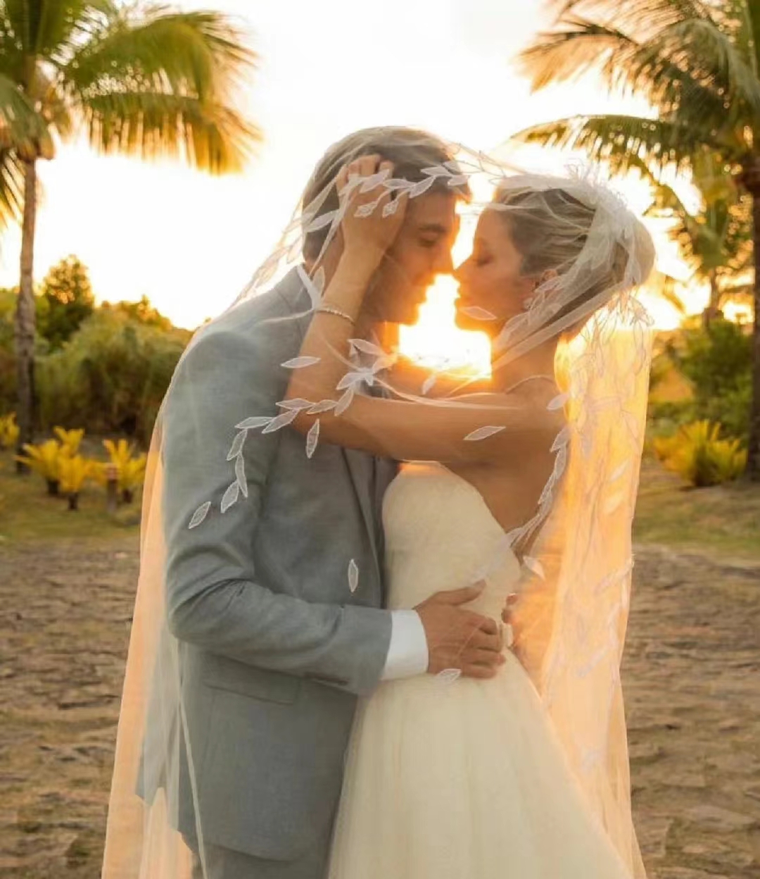 阿根廷夺冠后梅西和姆巴佩,c罗支持阿根廷夺冠姆巴佩