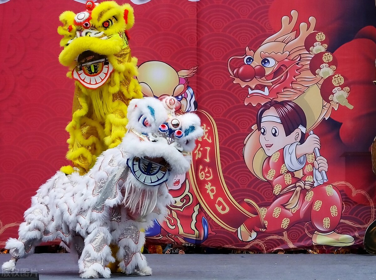 舞狮民间传统习俗,舞狮是不是文化习俗