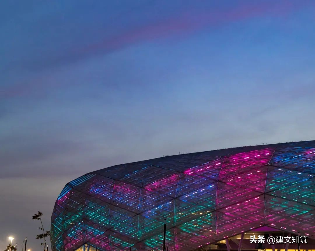 世界杯足球设计,2022年卡塔尔世界杯球场图片高清