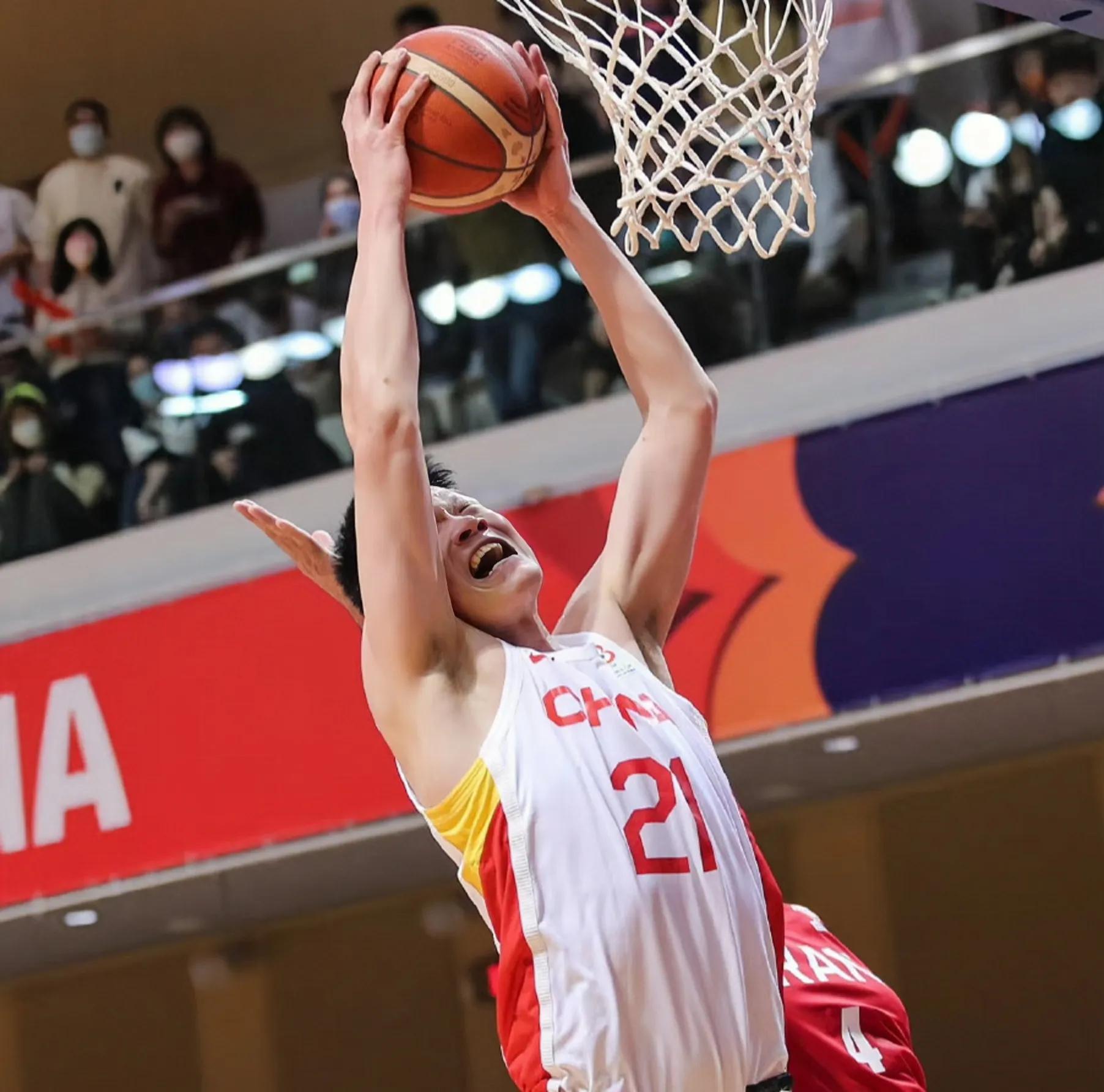 周琦男篮领军人物,男篮4大内线新星谁最强