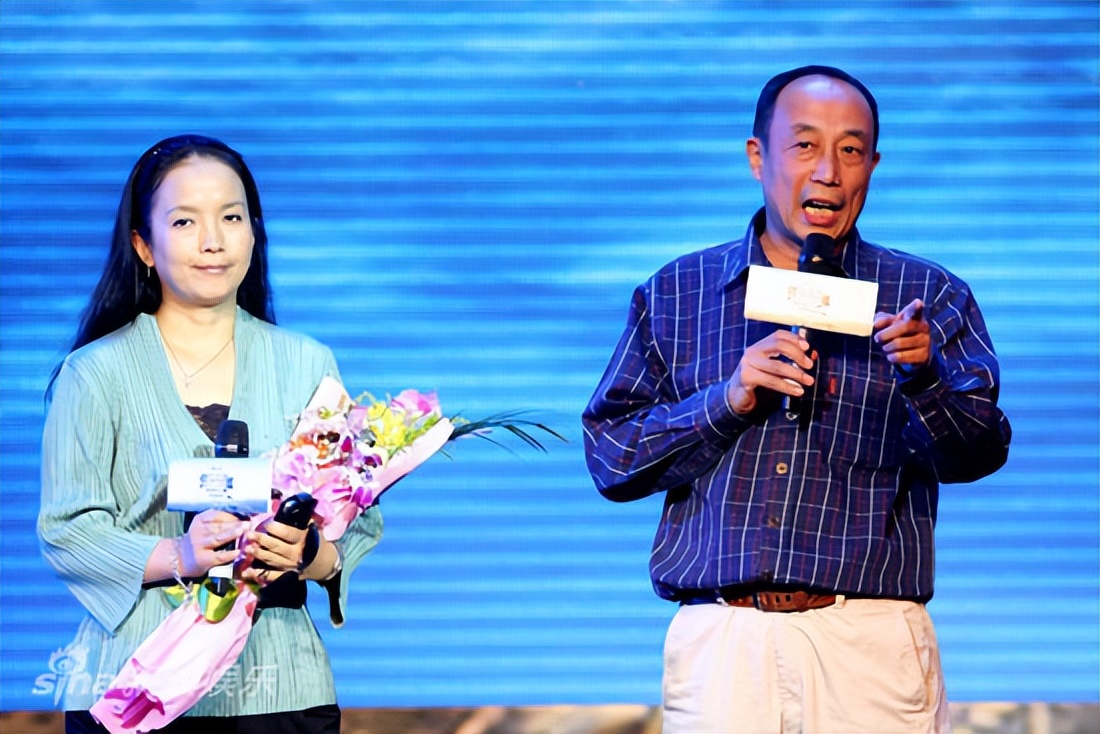 “孔子死了，耶稣永生”老戏骨夫妻仇视中国文化，狂捧西方上帝