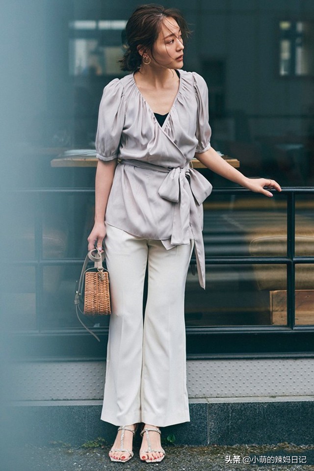 爆款白裤子显瘦,什么样的白裤子显瘦