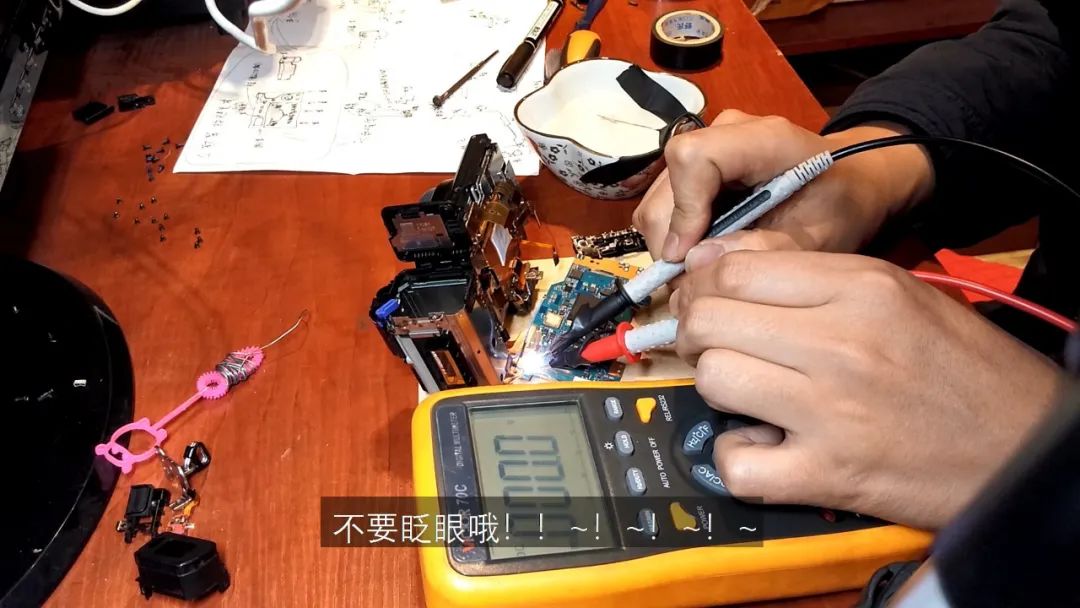 索尼a6500改cmos,索尼a6500镜头怎么拆