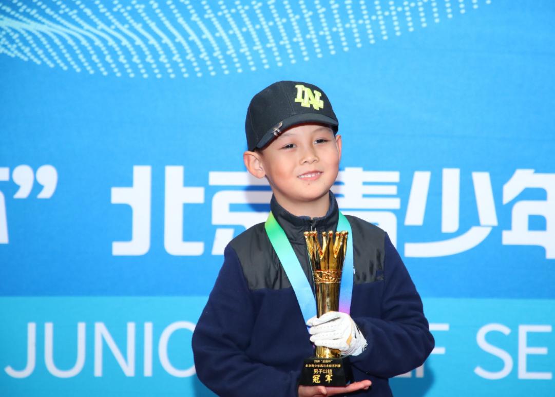 乒乓球冠军王皓简历,奥运冠军王皓和妻子现状