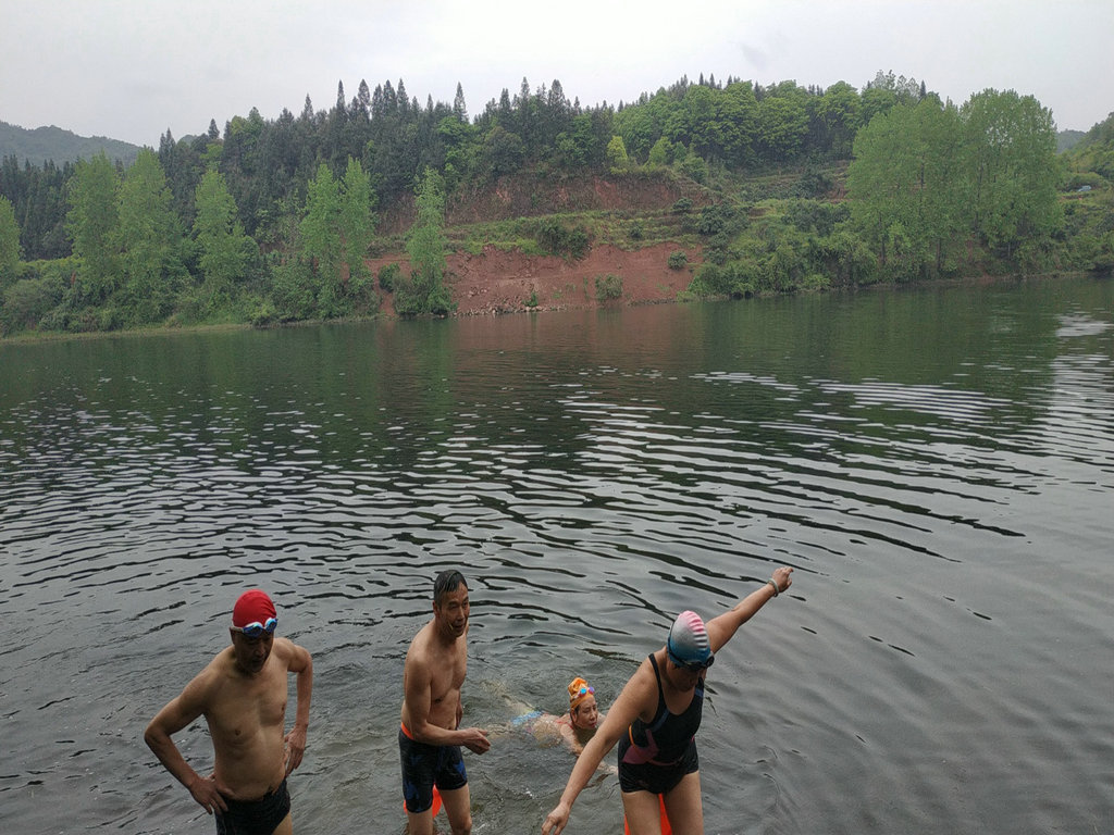 怀化第六届运动会游泳比赛,怀化鹤城泳协漂流