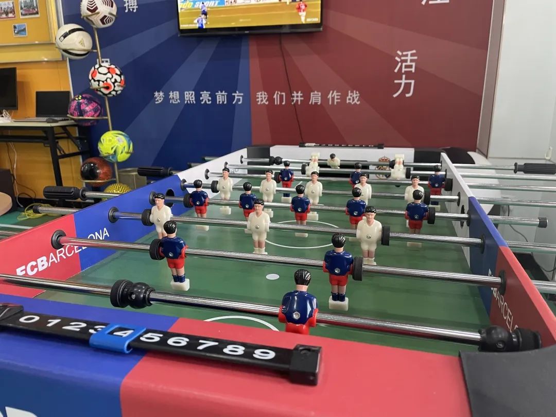 来这里就能“穿越”到足球比赛绿茵场？台州这家“网红”竞彩店可别错过！