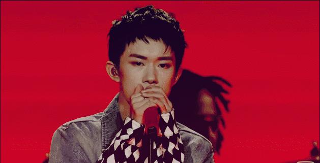 一款最帅气的男士发型,成熟男士头发稀少适合剪什么发型