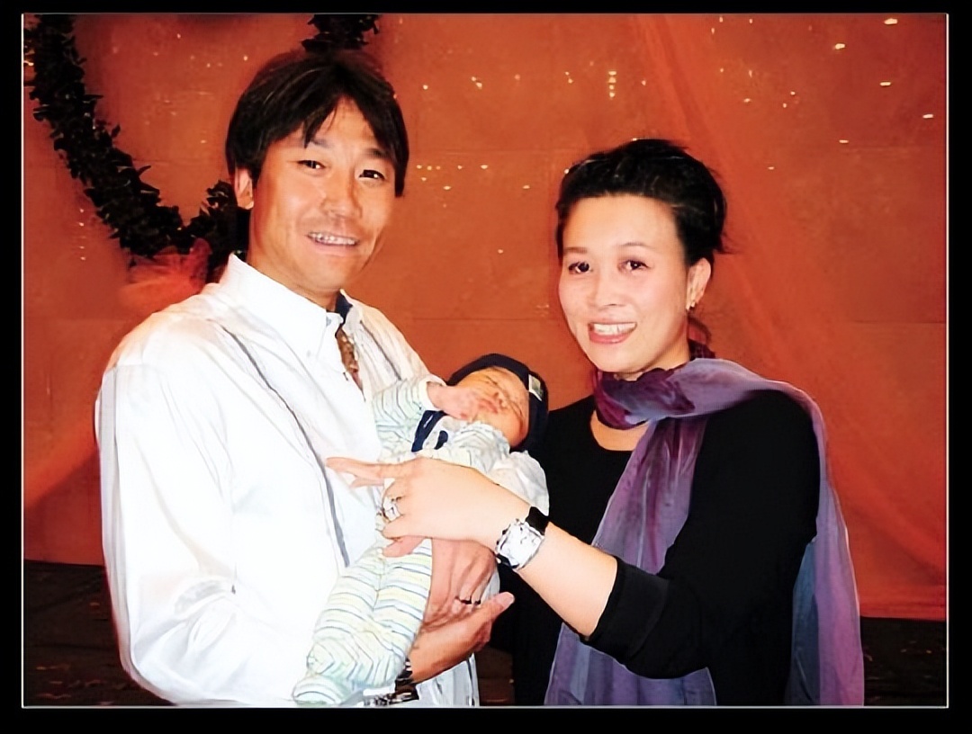 那英发声明否认丈夫出轨，称跟友人正常互动被歪曲，随后秒删声明