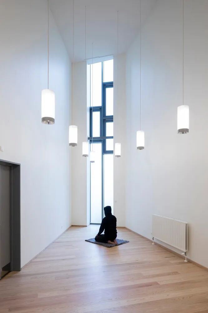 人性化监狱设计感,乌托邦牢房