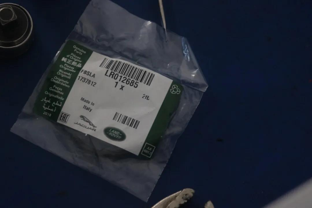 老款路虎揽胜修复,彻底翻新一辆路虎揽胜全过程