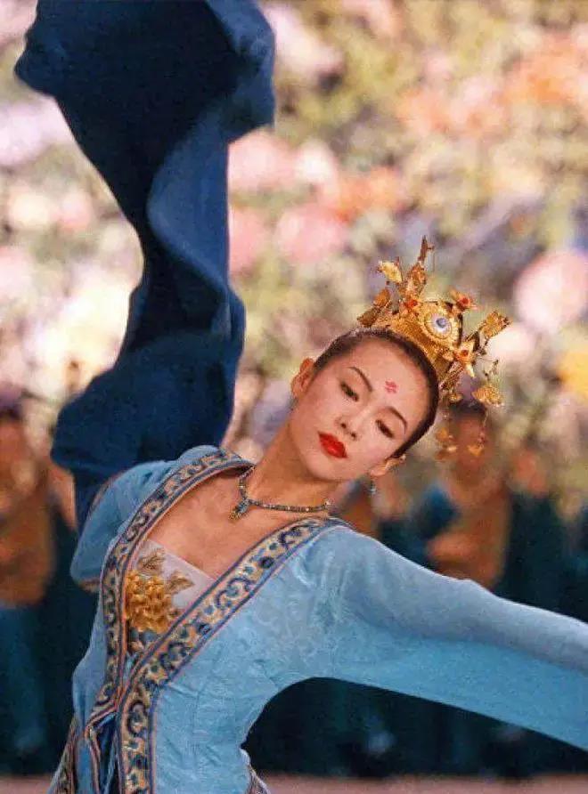 美国走红毯惊艳的女星视频,走红毯惊艳的女星最近视频