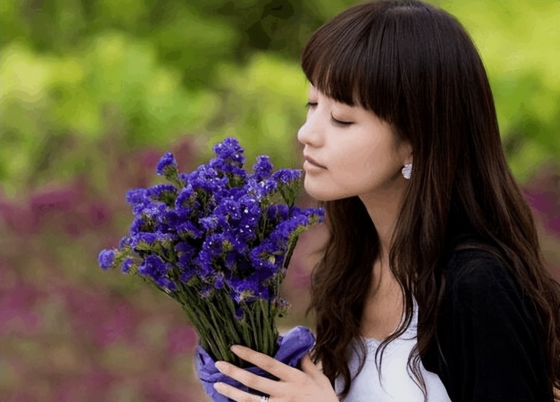 阴道松紧跟年龄有关吗？出现松弛是怎么回事？如何让它松紧有度