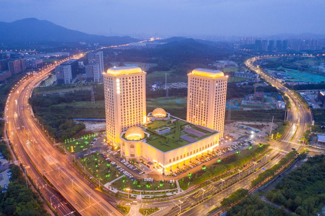 钻级风采（55）|国家五钻企业—南京白金汉爵大酒店有限公司