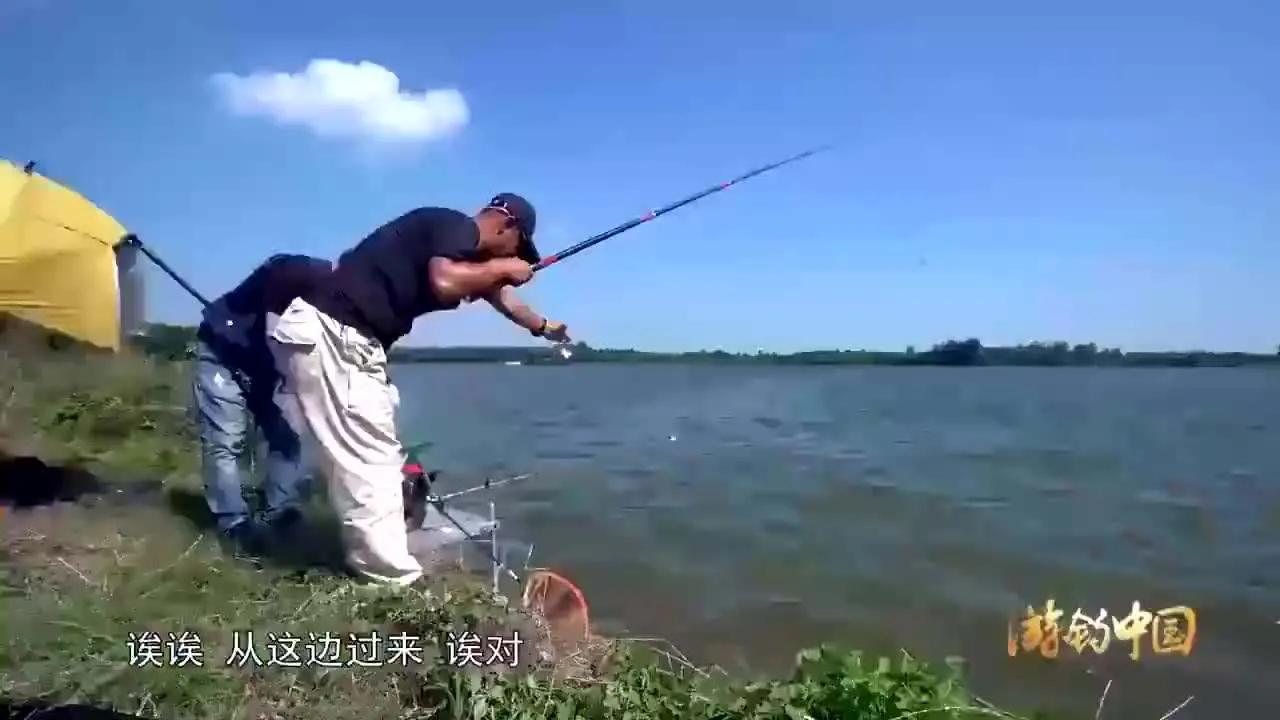 钓界丑闻，李大毛和爱徒“直播对骂”，扯出张姨是炒作吗？