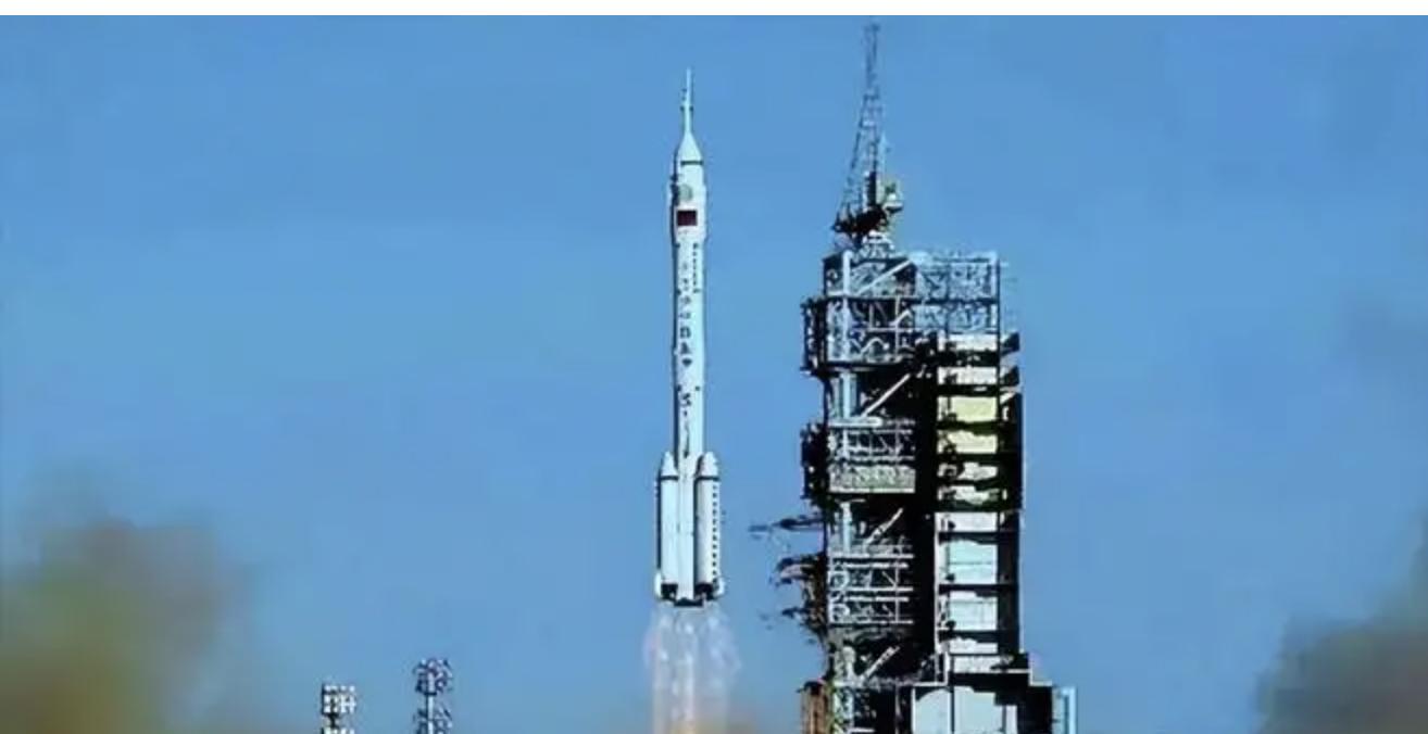 神舟十五号载人航天圆满发射成功,神舟15号火箭预计发射时间