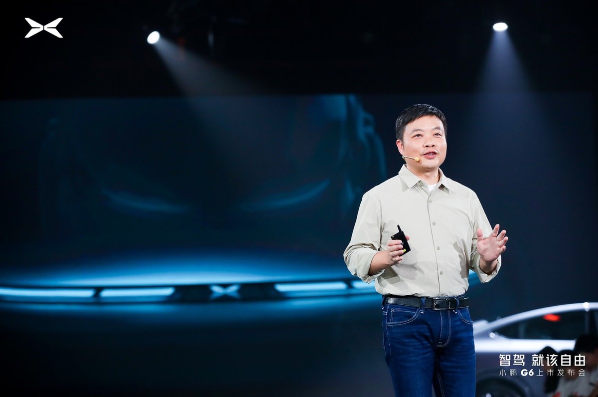 小鹏g6是小型新能源汽车吗,小鹏g6轿跑suv天花板