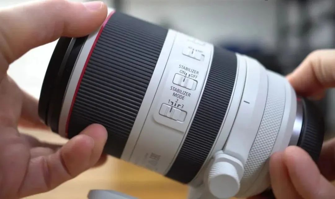 佳能的rf镜头真的不值吗,佳能值得购买的系列