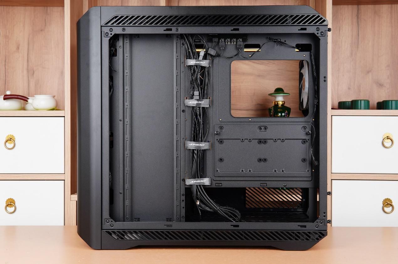 乔思伯d500多少钱,乔思伯机箱u4plus装几个硬盘